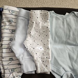 5 Piece Newborn Pants/onesy